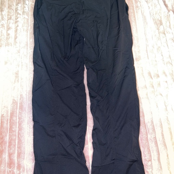 Lululemon Dance Studio Mid-Rise Pant Regular Black Size 4 - Picture 3 of 4